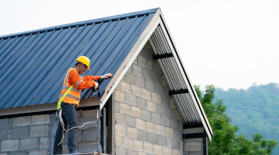 Expert Emergency Roof Repairs services in Boody, IL